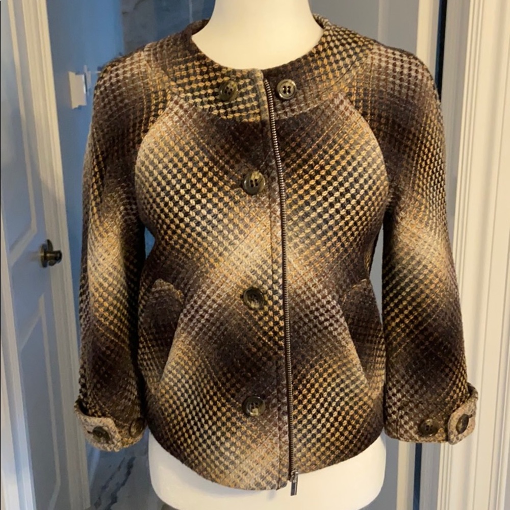 VINTAGE BCBGMAXAZRIA jacket. Size small - Picture 3 of 9